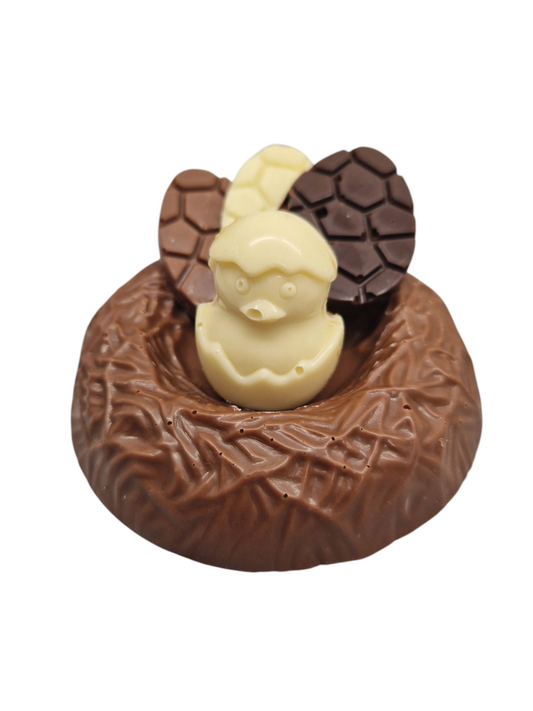Pasen - nestje van chocolade met eitjes
